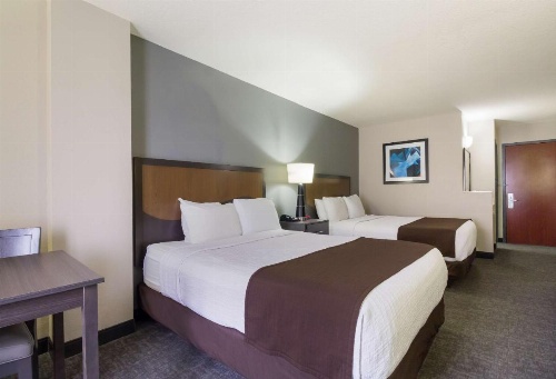 SureStay Plus Hotel by Best Western Houston Medical Center image 12